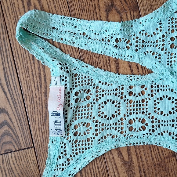 Super Cute Beach Or Swimwear Cover Up - Picture 3 of 3